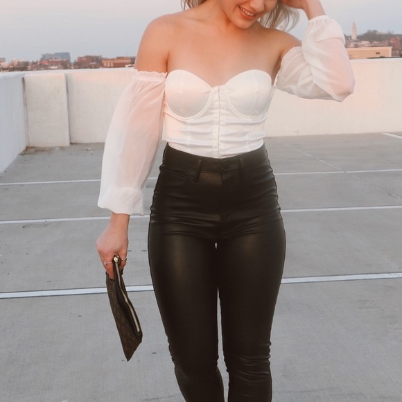 SOLD - Picture 3 of 4